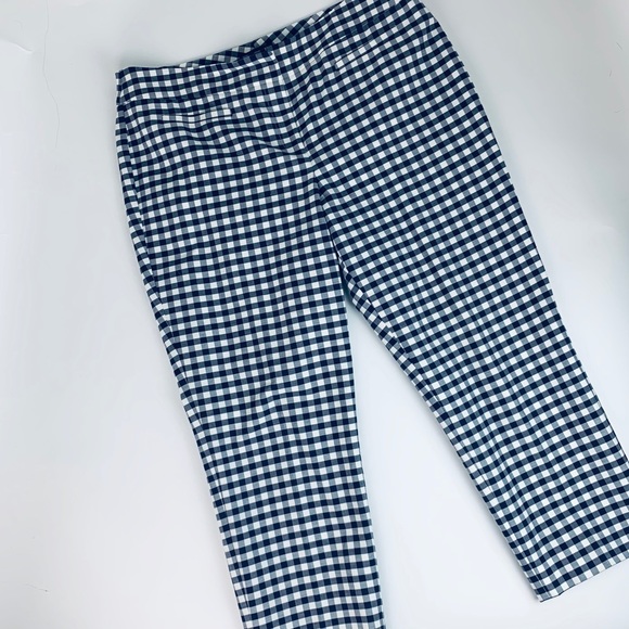 💰SALE Ann Taylor Gingham Kate Cropped Leg Pants - Picture 2 of 5